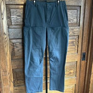 YEEZY GAP ENGINEERED BY BALENCIAGA
Men's Cotton Canvas Cargo Pants 32